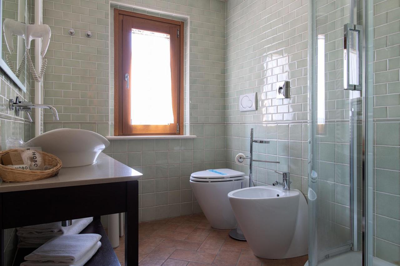 Magione Papale Relais Hotel L'Aquila Luaran gambar